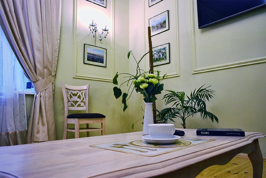 Classic Apartment On Zhukovskoho Oldenburg Bagian luar foto