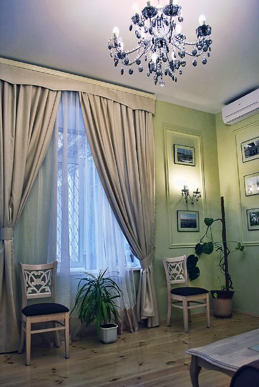 Classic Apartment On Zhukovskoho Oldenburg Bagian luar foto